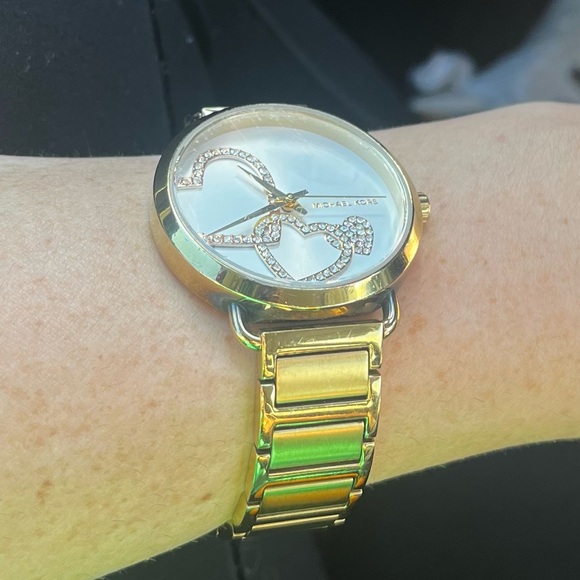 Michael Kors Watch - Picture 3 of 7